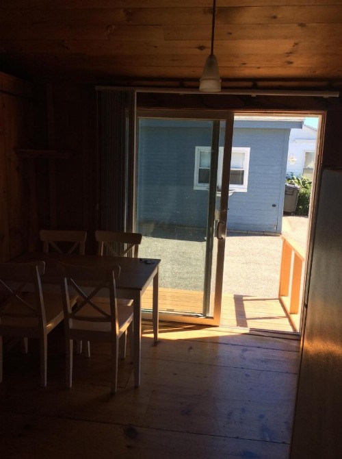 Atlantis Motel - image 17