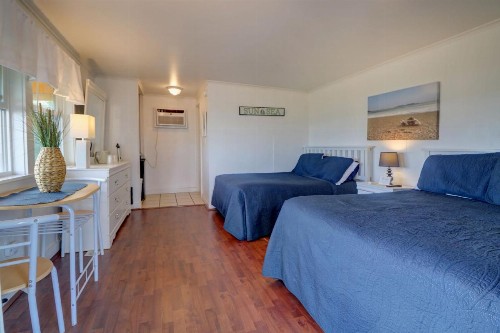 Atlantis Motel - image 46