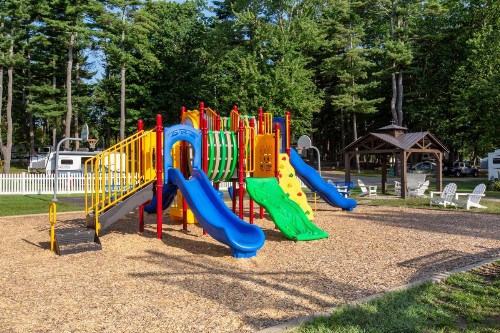 Hid'n Pines RV Resort - image 2