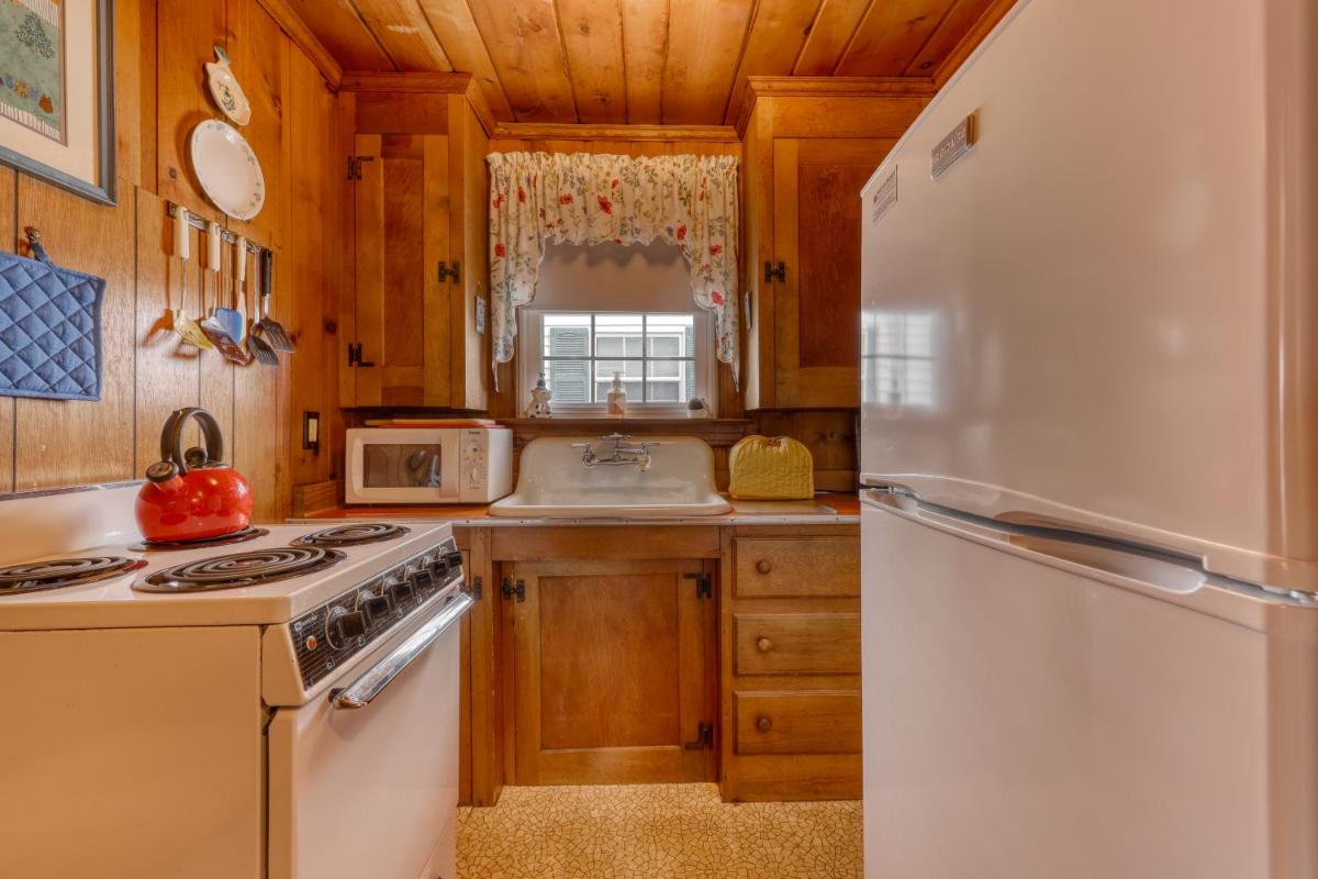 Cozy Cottage at the Beach - image 7