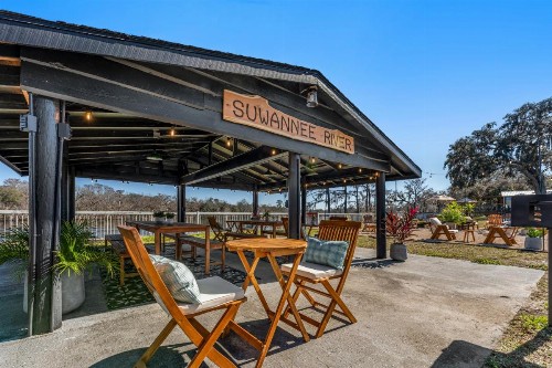 The Suwannee Gables Motel & Marina - image 16