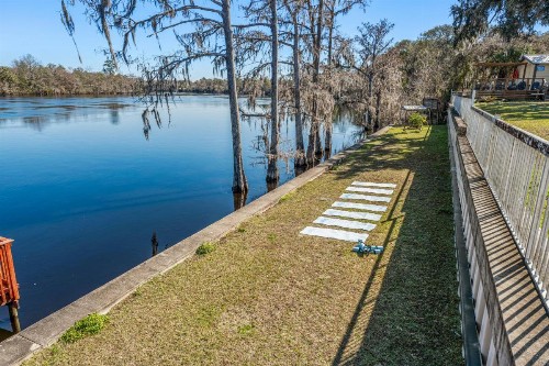 The Suwannee Gables Motel & Marina - image 5