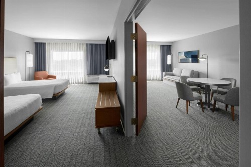 Courtyard Tampa Oldsmar - image 13