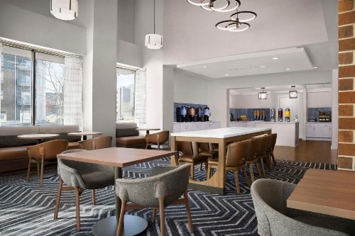 Homewood Suites by Hilton Omaha - Downtown - image 1