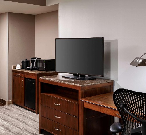 Hilton Garden Inn Omaha Downtown-Old Market Area - image 16
