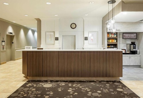 Hilton Garden Inn Omaha Downtown-Old Market Area - image 8