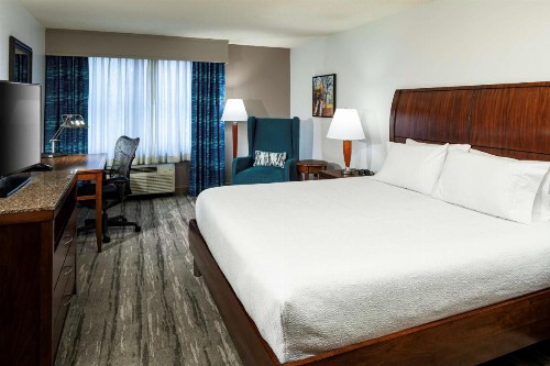 Hilton Garden Inn Omaha Downtown-Old Market Area - image 9