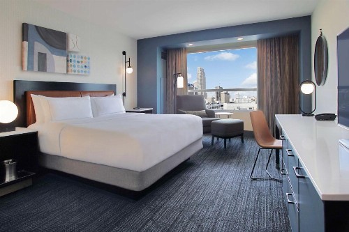 Hilton Omaha - image 16