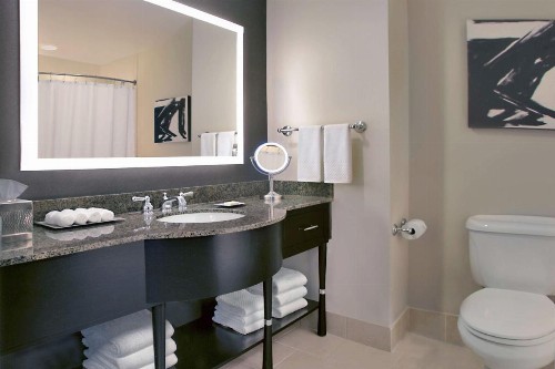 Hilton Omaha - image 26