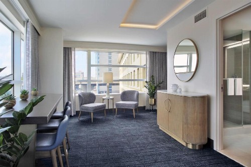 Hilton Omaha - image 38