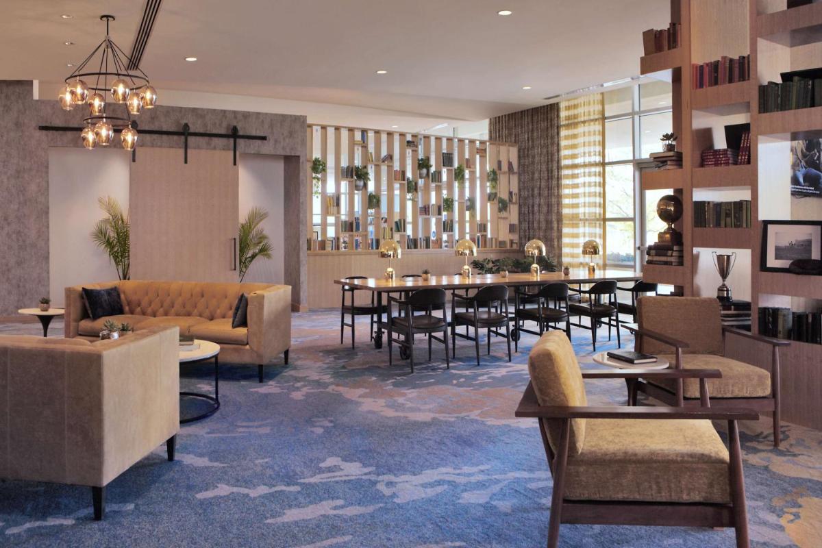 Hilton Omaha - image 4