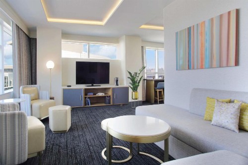 Hilton Omaha - image 43