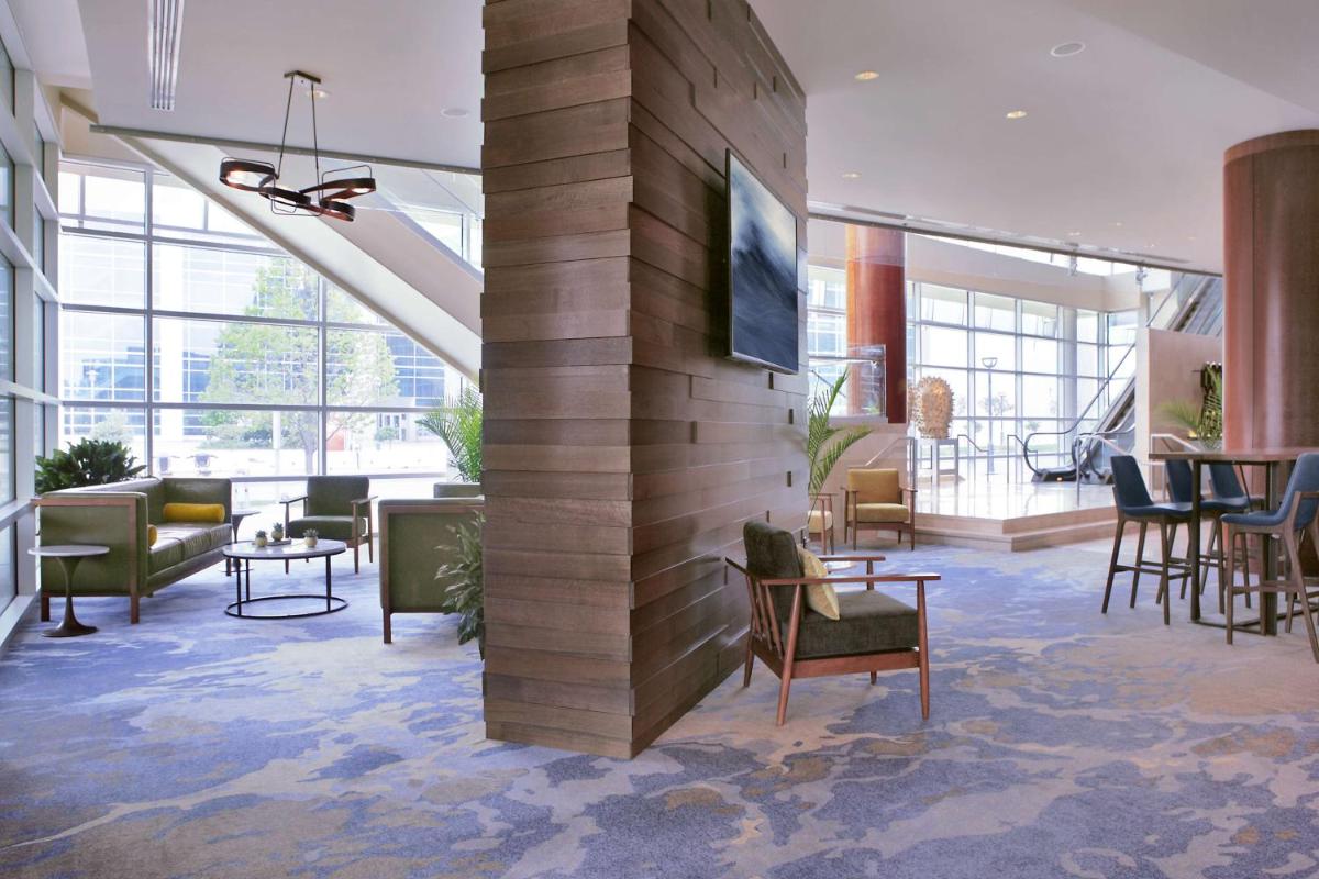 Hilton Omaha - image 5