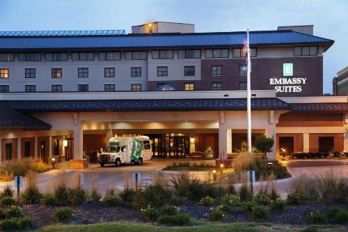 Embassy Suites Omaha - Downtown/Old Market - image 3