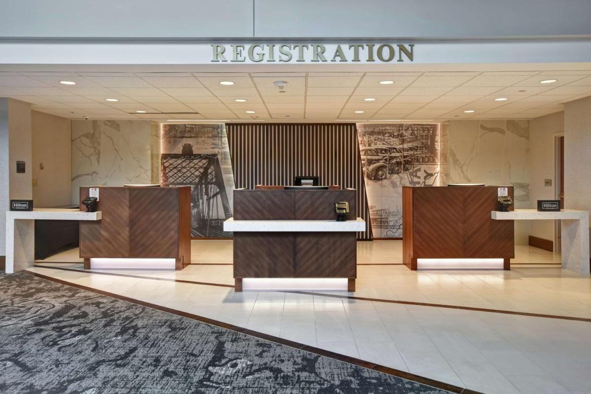 Embassy Suites Omaha - Downtown/Old Market - image 4