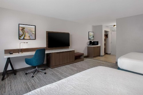 Hilton Garden Inn Omaha West - image 16