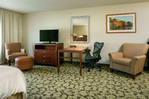 Hilton Garden Inn Omaha West - image 26