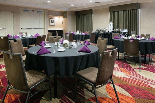 Hilton Garden Inn Omaha West - image 32
