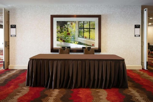 Hilton Garden Inn Omaha West - image 8