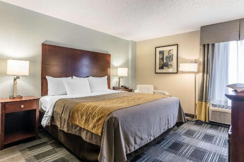 Comfort Inn SW Omaha I-80 - image 21