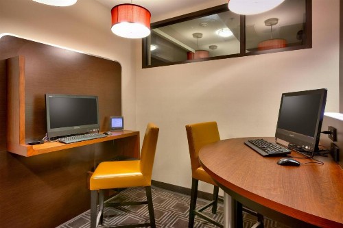 TownePlace Suites Omaha West - image 11