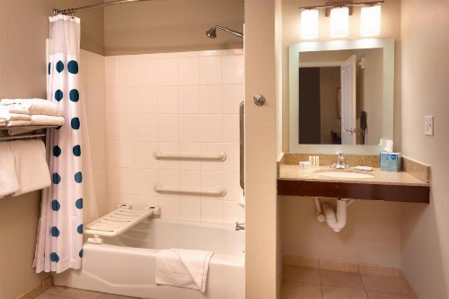 TownePlace Suites Omaha West - image 6