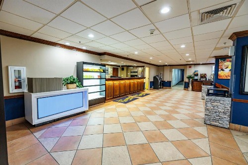 New Victorian Inn & Suites Omaha - image 10