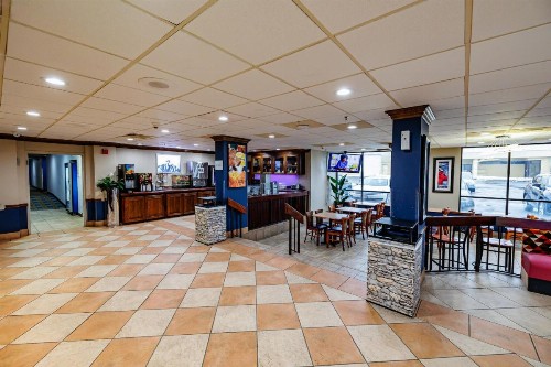 New Victorian Inn & Suites Omaha - image 22