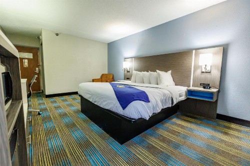 New Victorian Inn & Suites Omaha - image 32