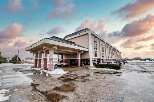 New Victorian Inn & Suites Omaha - image 37