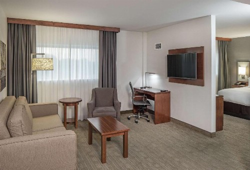 Doubletree By Hilton Omaha Southwest Ne - image 18