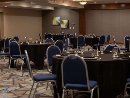 Doubletree By Hilton Omaha Southwest Ne - image 22
