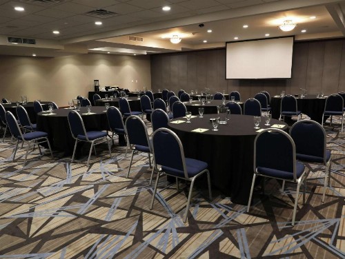 Doubletree By Hilton Omaha Southwest Ne - image 26