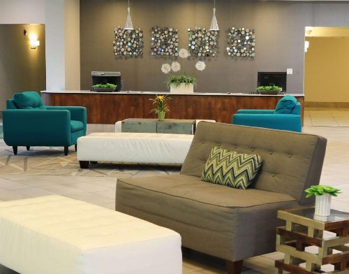 Doubletree By Hilton Omaha Southwest Ne - image 9