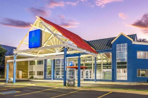 Comfort Inn at the Zoo Omaha - image 37