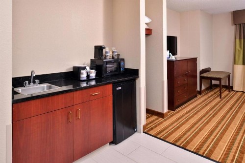 Best Western Old Mill Inn - image 28