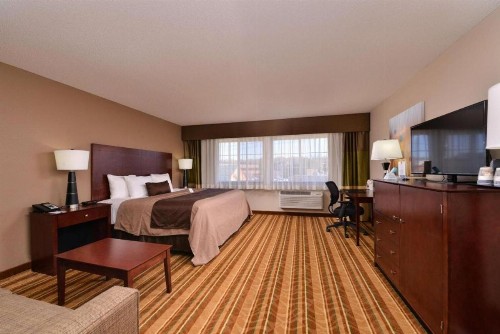Best Western Old Mill Inn - image 7