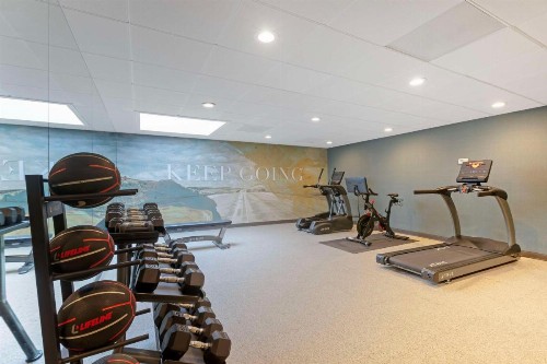 Best Western Plus Midwest Inn - image 21