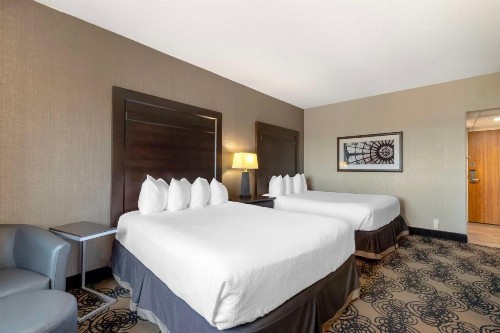 Best Western Plus Midwest Inn - image 22