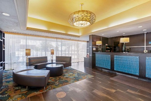 Best Western Plus Midwest Inn - image 3