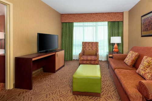 Embassy Suites Omaha- La Vista/ Hotel & Conference Center - image 36