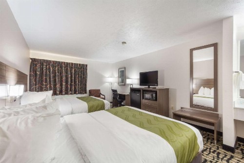 Quality Inn & Suites West Omaha - NE Linclon - image 16