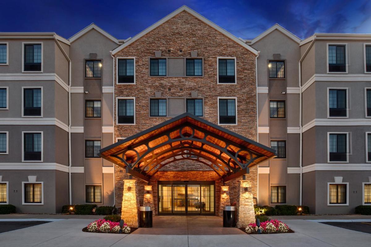 Staybridge Suites Omaha 80th and Dodge an IHG Hotel - main image
