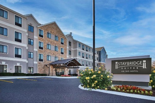 Staybridge Suites Omaha 80th and Dodge an IHG Hotel - image 27