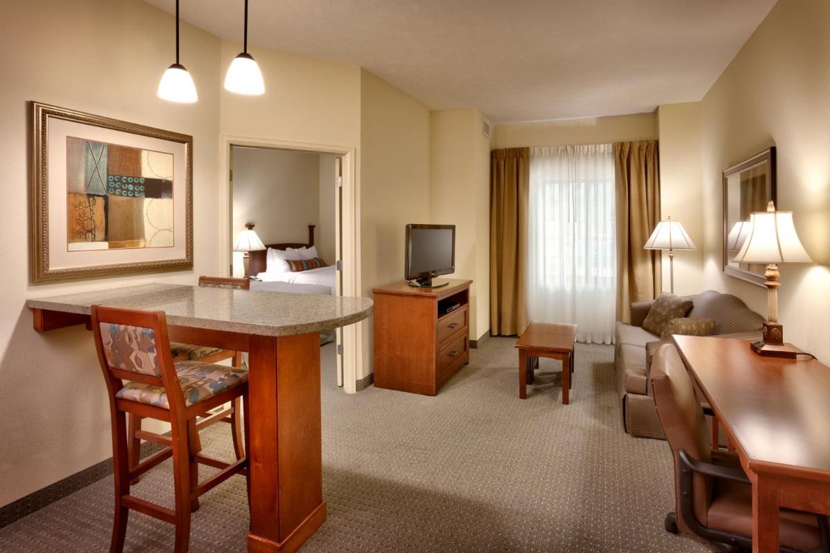 Staybridge Suites Omaha 80th and Dodge an IHG Hotel - image 7