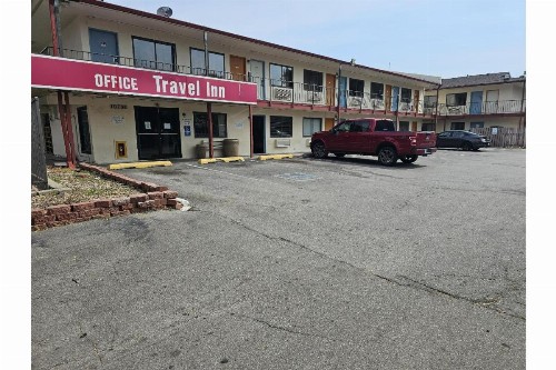 Travel Inn Omaha - image 12