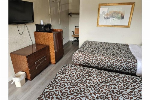 Travel Inn Omaha - image 16