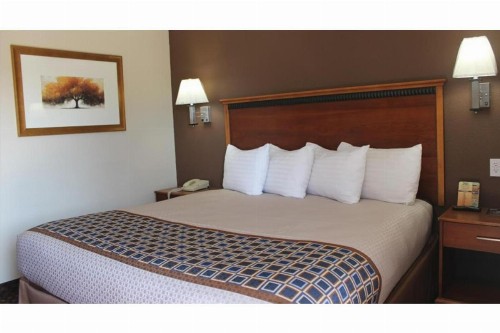 Travel Inn Omaha - image 21
