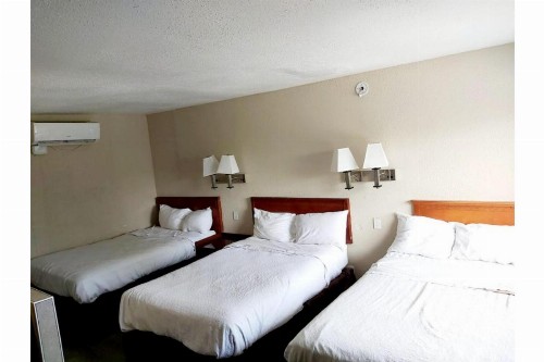 Travel Inn Omaha - image 23