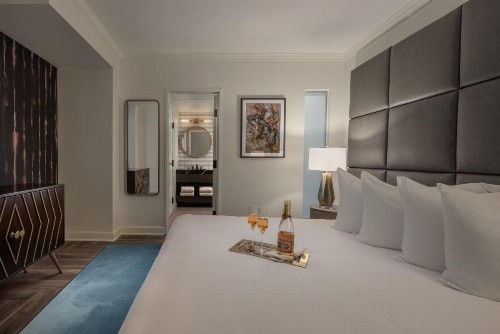 Hotel Deco - image 20